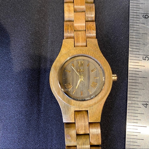 WeWood light brown watch main image 8